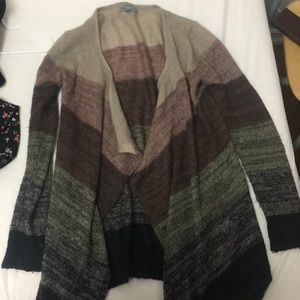 Cute light brown striped sweater S